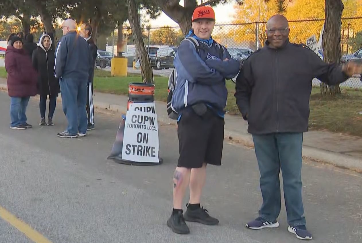 Canada Post workers on a picket line