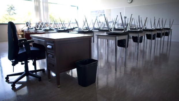 Alberta students hope for end to teachers' strike as classrooms remain empty