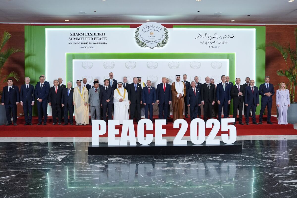 Testing Trump’s Appetite for More Peace Deals - Bloomberg.com