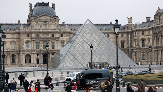 Thieves steal 'priceless' jewels from Louvre in Paris and flee on motorbikes