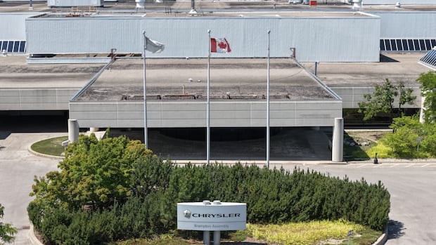 Ottawa gave Stellantis $105M for Ont. plants before automaker revealed U.S. plans
