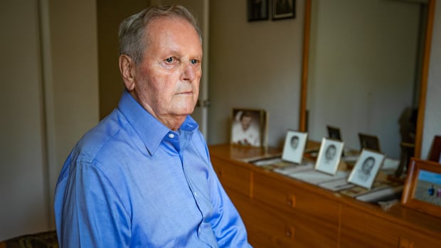 RBC and CIBC allow 89-year-old to drain life savings, lose $1.7M to scammers