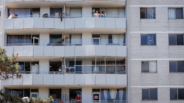 Ontario backs down on consultations to end rent control, indefinite leases