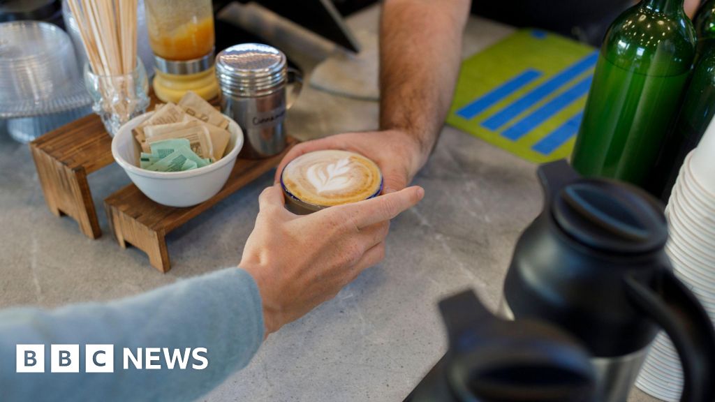 US inflation hits 3% for first time since January