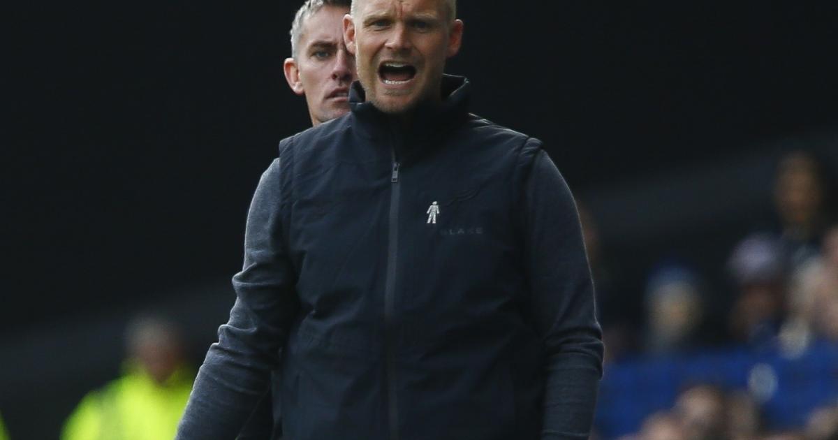 Norwich City: Liam Manning defends track record of success