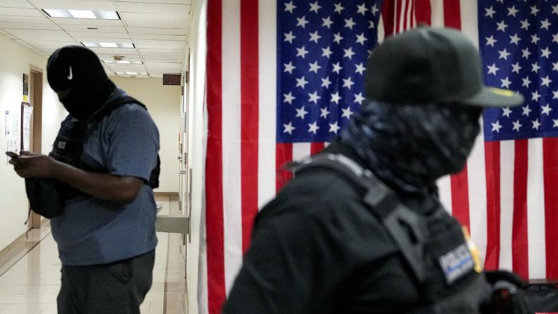Inside ICE’s messy effort to hire 10,000 more officers