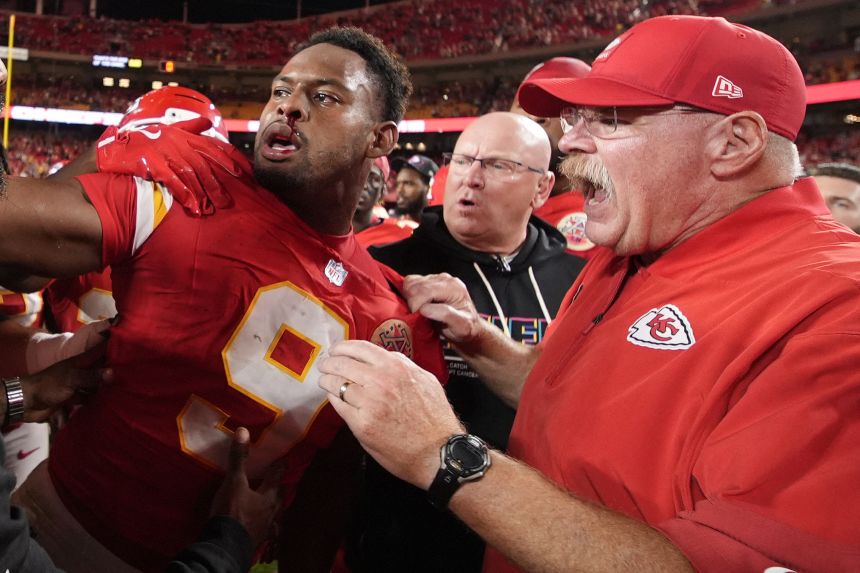 Smith-Schuster (No. 9) had to separated from Branch (not pictured).