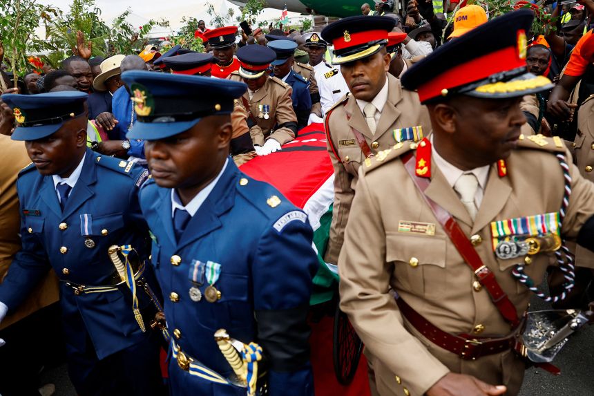 Odinga's coffin being carried by members of the Kenya Defence Forces.