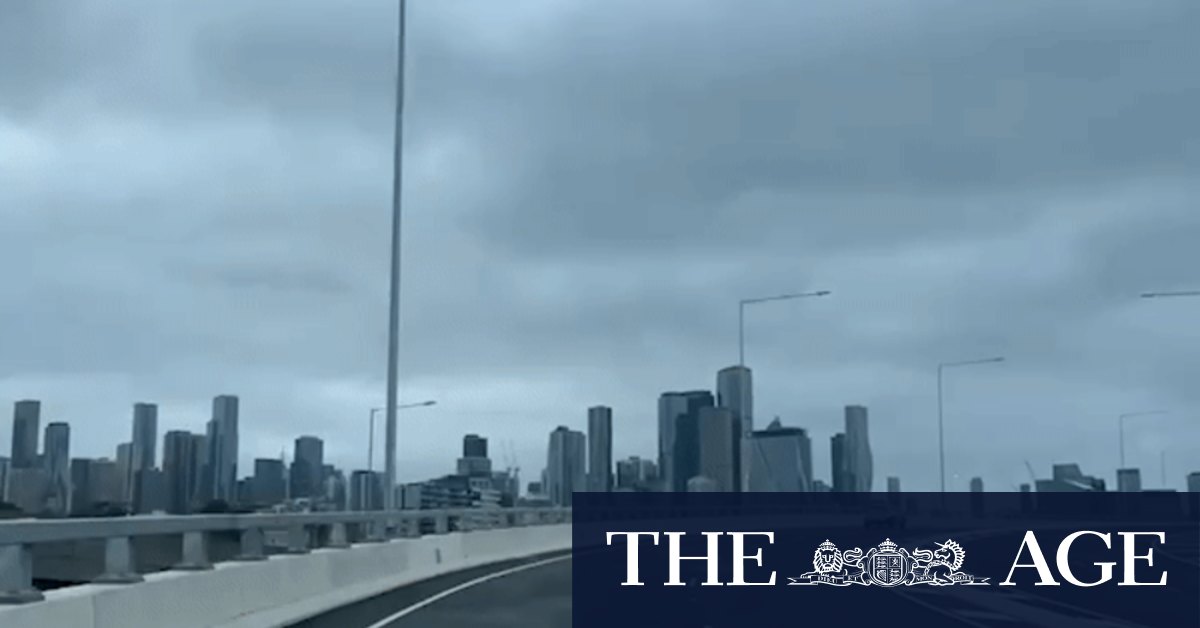 Wurundjeri Way opens, offering Melbourne traffic city views and Docklands access