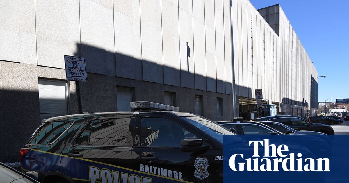 US student handcuffed after AI system apparently mistook bag of chips for gun | Baltimore