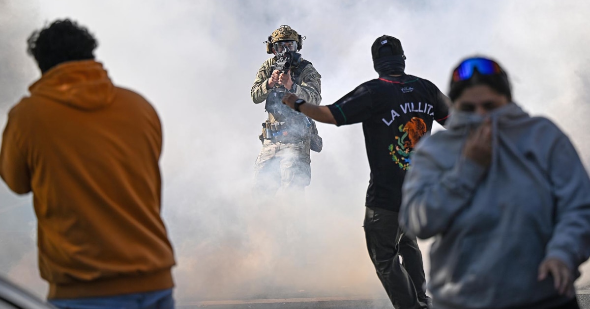 Judge demands answers from federal authorities on continued use of tear gas in Chicago area