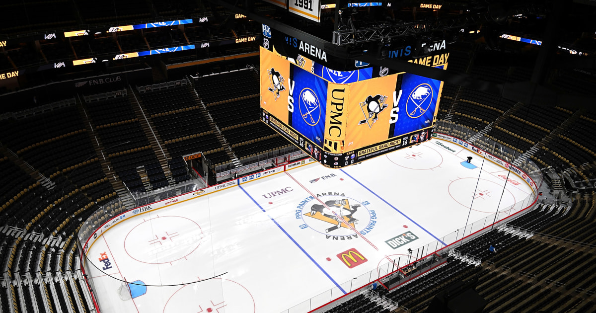 Fan at Penguins game hospitalized after falling from upper concourse