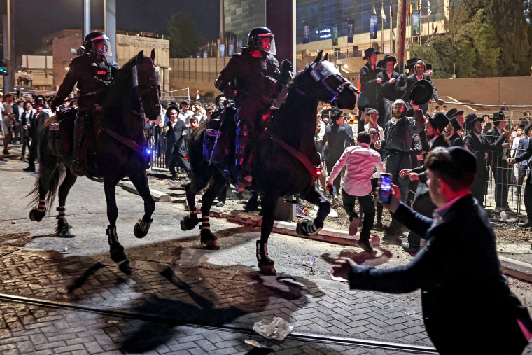 Image: ISRAEL-RELIGION-ARMY-PROTEST