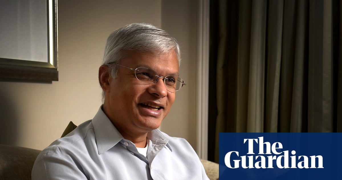 Former Bush adviser charged with amassing top secret files | US national security