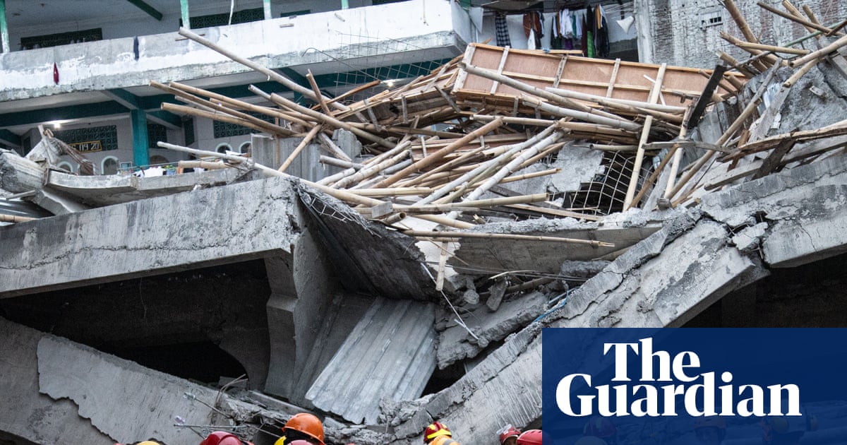 Indonesia school collapse: 91 missing and three dead as rescuers search rubble for second day | Indonesia