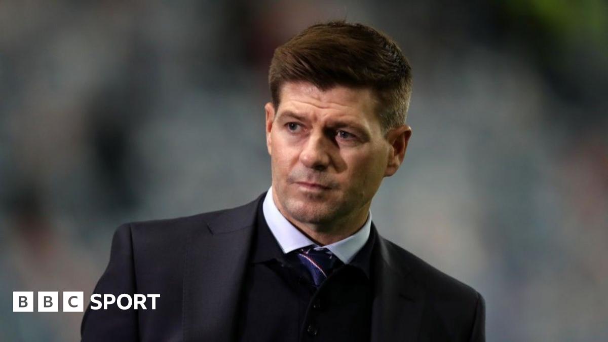 Garry McAllister, Steven Gerrard and Michael Beale