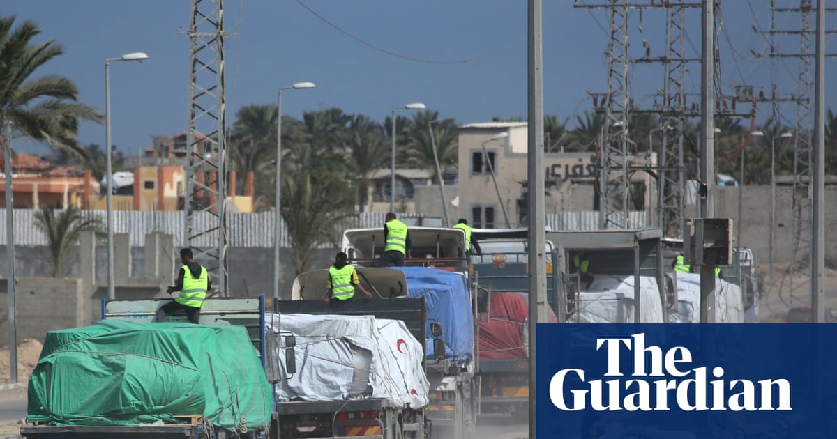 Gaza aid still critically scarce, say agencies, as Israel delays convoys | Gaza