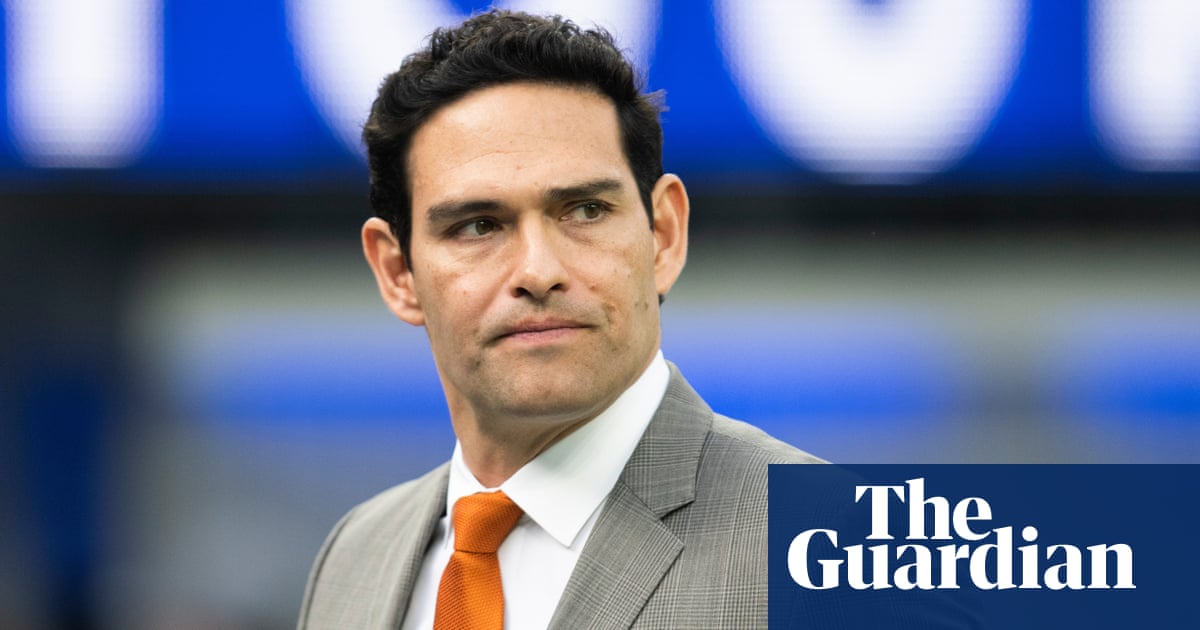 Former NFL star Mark Sanchez charged with battery after being stabbed by 69-year-old | NFL