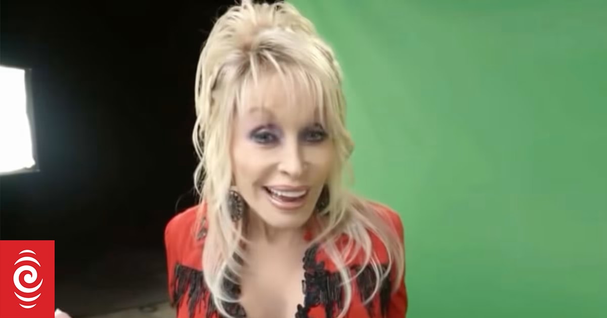 Dolly Parton puts health rumors to rest: ‘Do I look sick to you?’