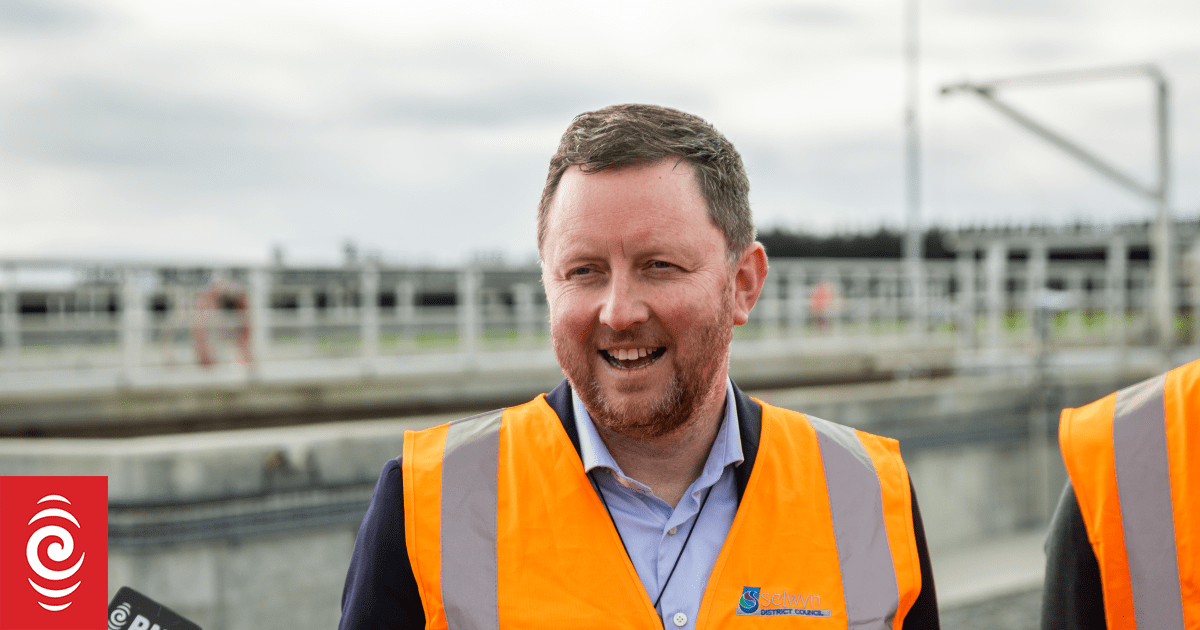 Calls for urgent changes as local election turnout tumbles