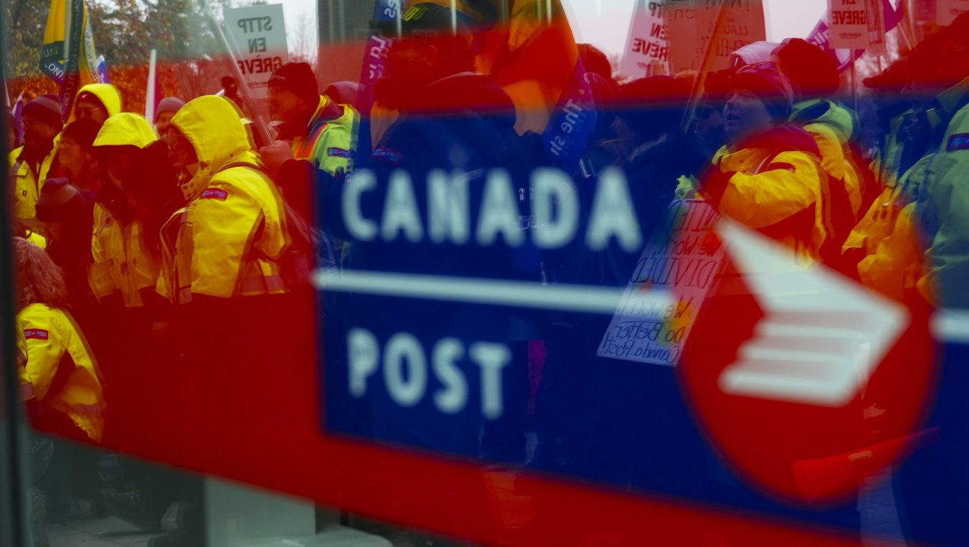 Municipality, province warn of impacts from Canada Post strike