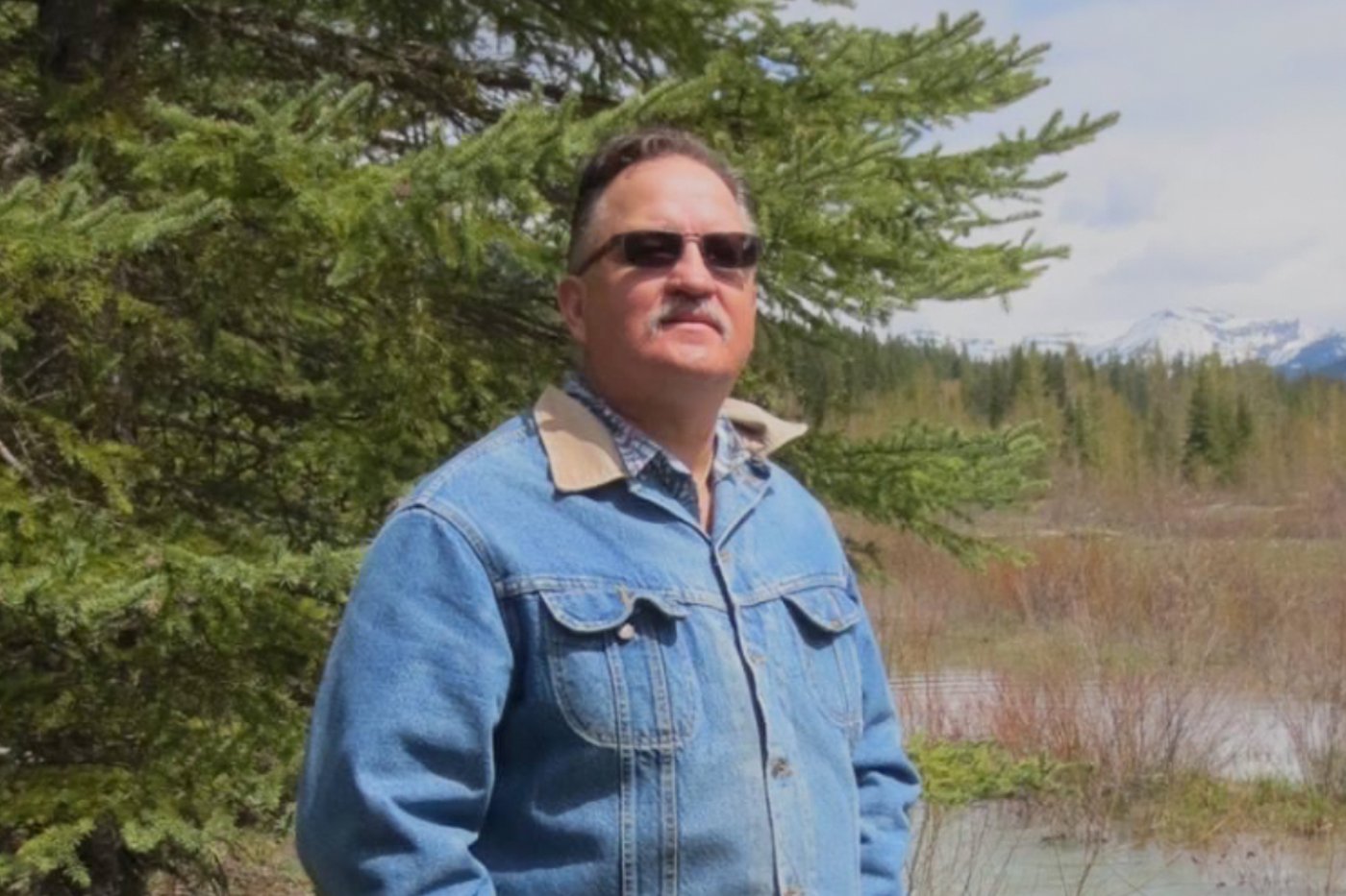 B.C. man dies three weeks after fighting off grizzly bear