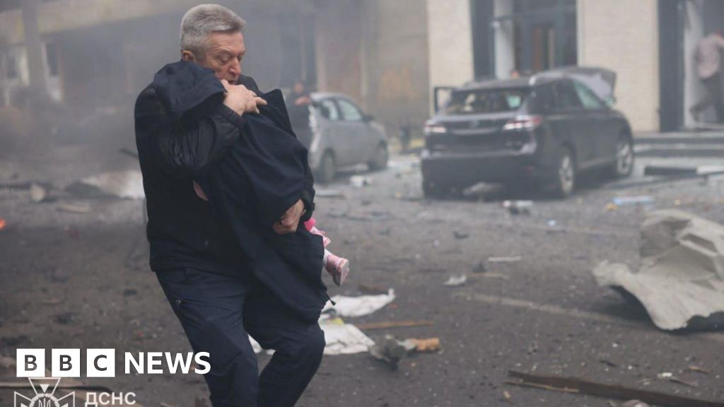 Ukrainian children killed in Russian strikes, hours after Trump-Putin talks shelved