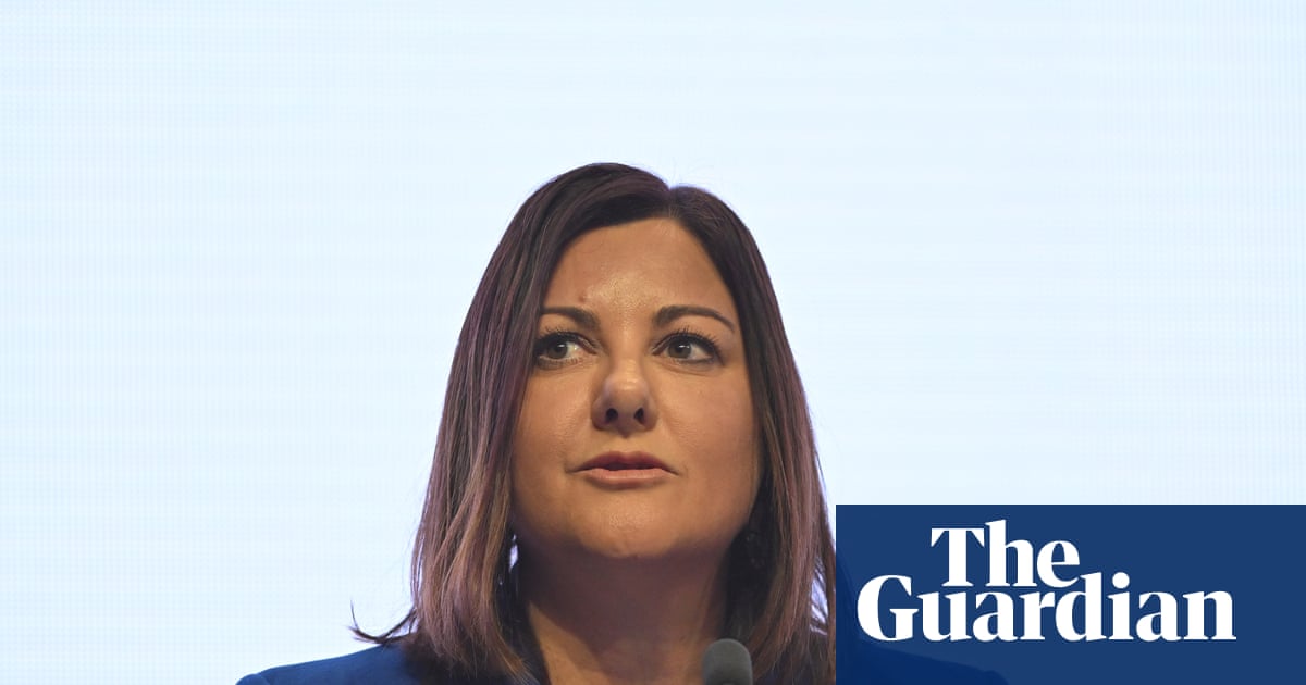 Sportsbet dines with government minister at Labor fundraiser despite calls to reject lobbying from industry | Gambling