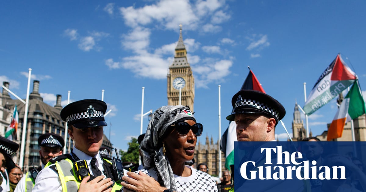 Starmer targets inflammatory chants at Palestine protests for further curbs | Protest