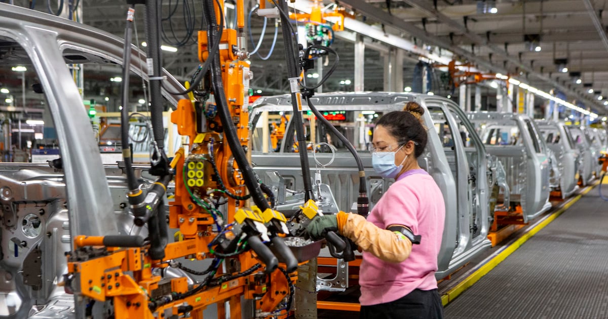 Business leaders urge Canada to rethink strategy as U.S. auto incentives expand - CTV News