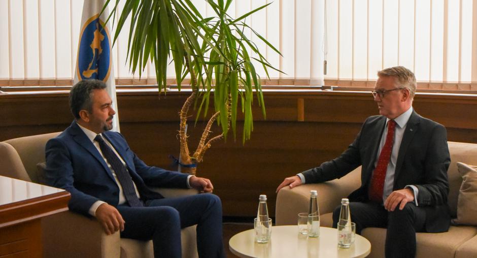 OSCE Mission Head Ambassador McGurk meets representatives of election management bodies ahead of 12 October vote in Kosovo