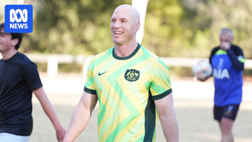 David Pocock reinvited to parliament sports club after prime minister weighs in