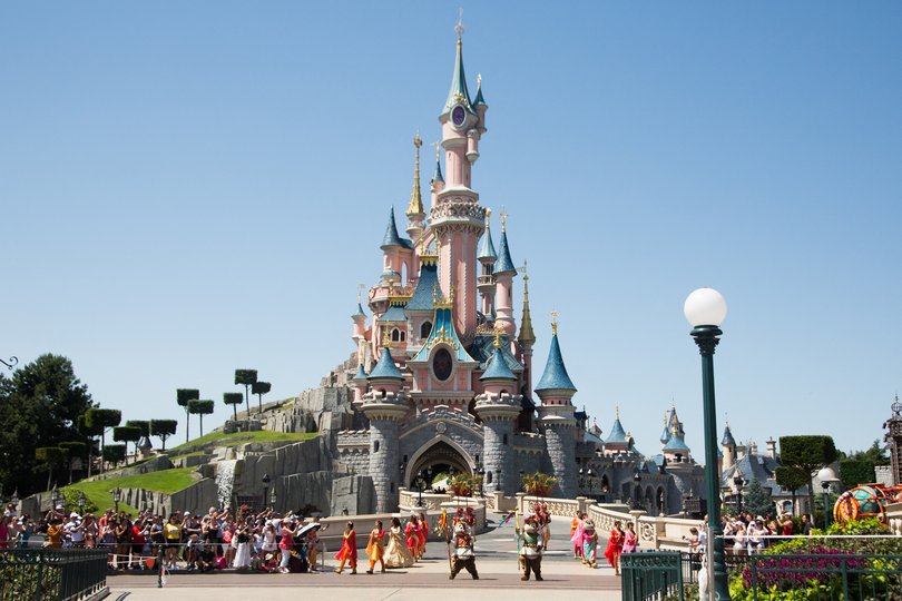 A woman dies during a ride at Disneyland.