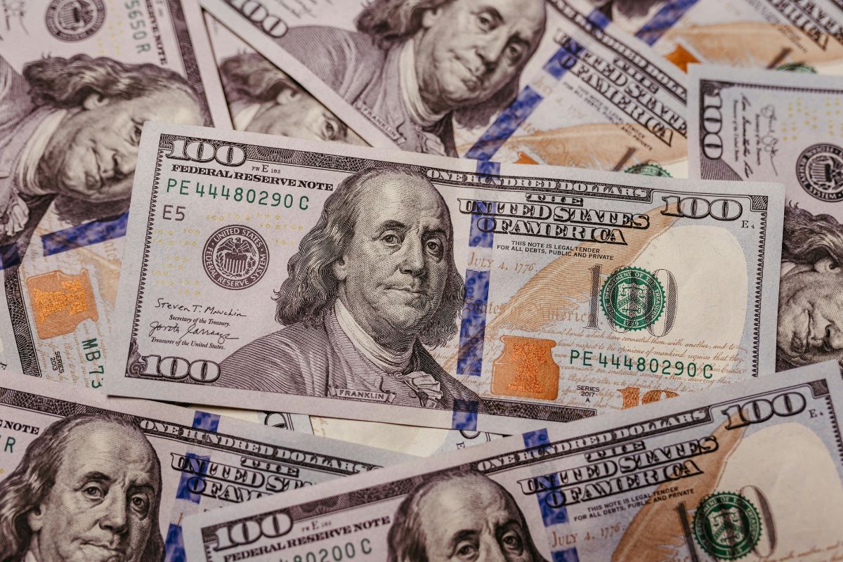 A retiree wins $71.5 million in the lottery, but loses it all a week later because of an app