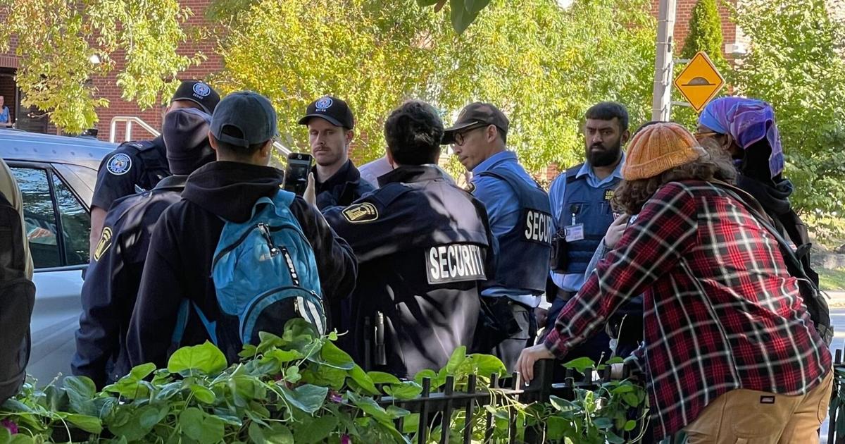 Six people arrested at second Dufferin Grove encampment clearing - Toronto Star