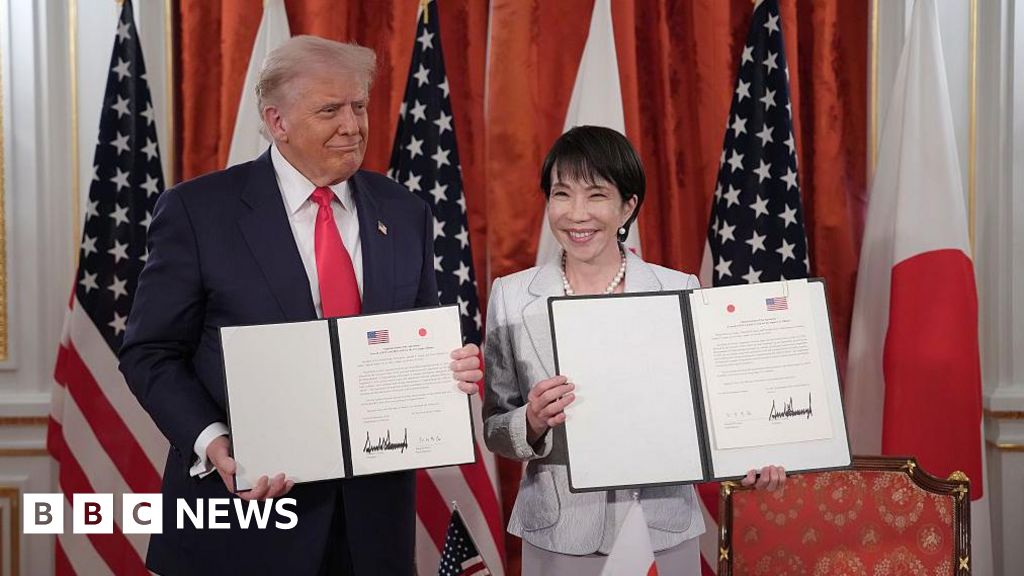 Trump ends Japan leg of Asia tour after meeting Sanae Takaichi