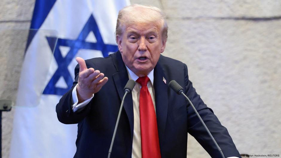 Trump addresses Knesset after hostages return to Israel – DW – 10/13/2025