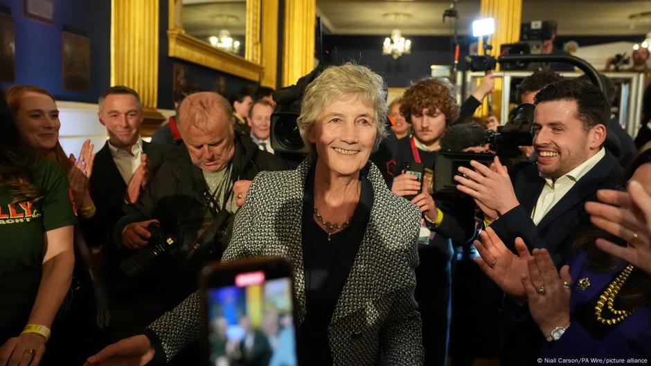 Left-wing Connolly wins presidential election – DW – 10/25/2025