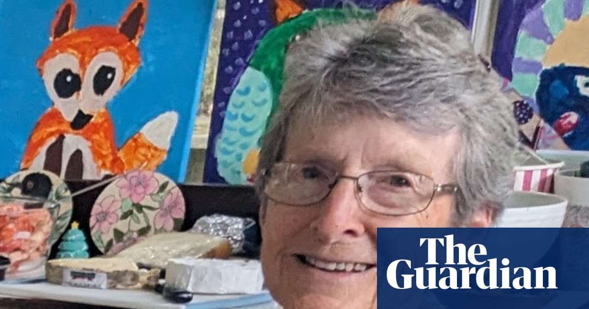 A luxury cruise ship stopped at a remote Australian island. Suzanne Rees was left behind and died alone | Queensland