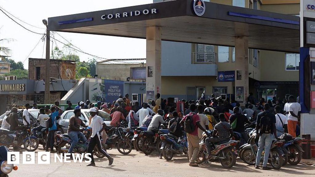 Mali shuts schools and universities as fuel crisis caused by jihadist blockade worsens