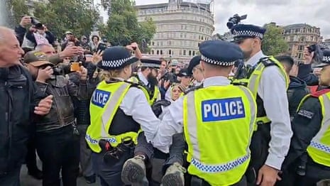 Police start making arrests at Palestine Action ban protest in London – video 