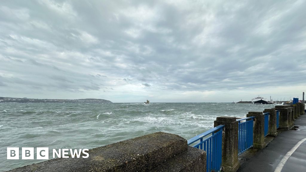 Warning of Isle of Man travel disruption due to severe gales