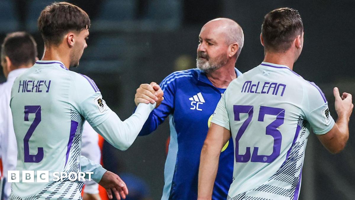 Scotland players with head coach Steve Clarke
