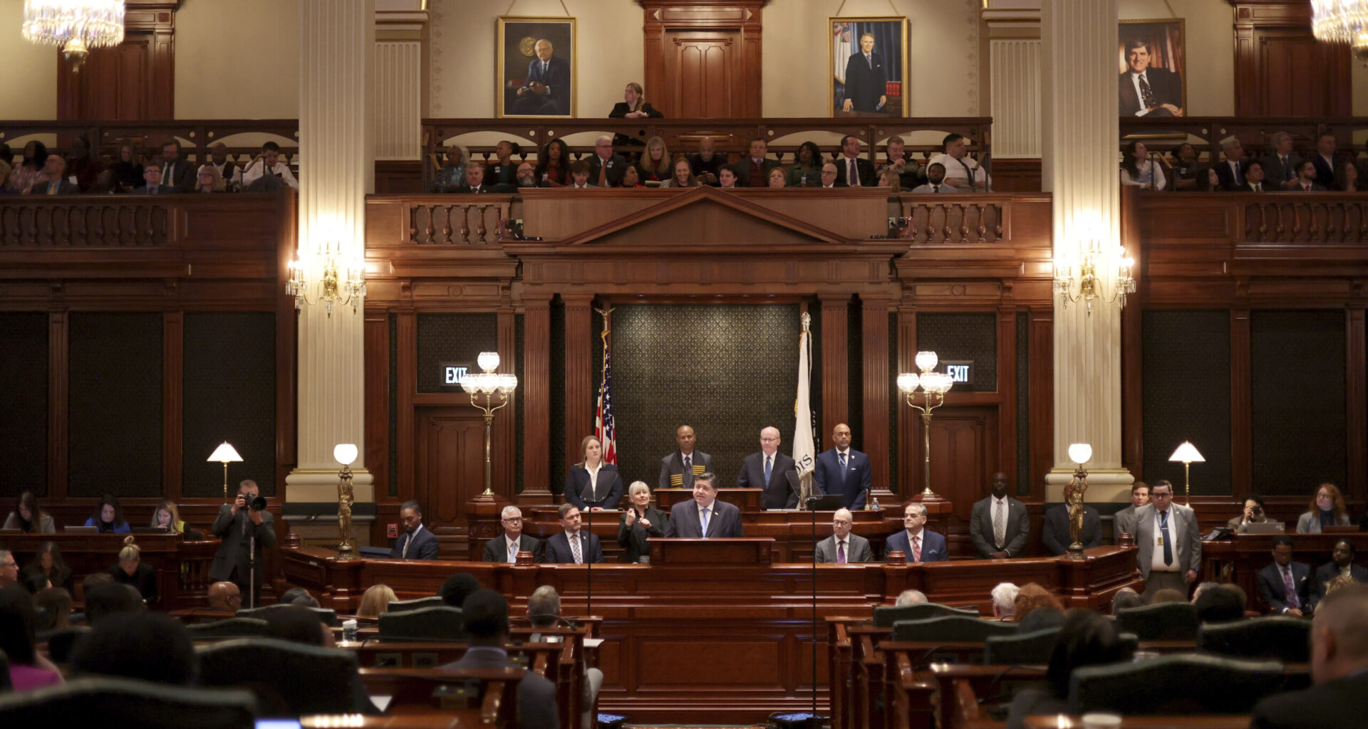 Illinois House Democrats push first-in-the-world wealth tax, streaming, concert taxes