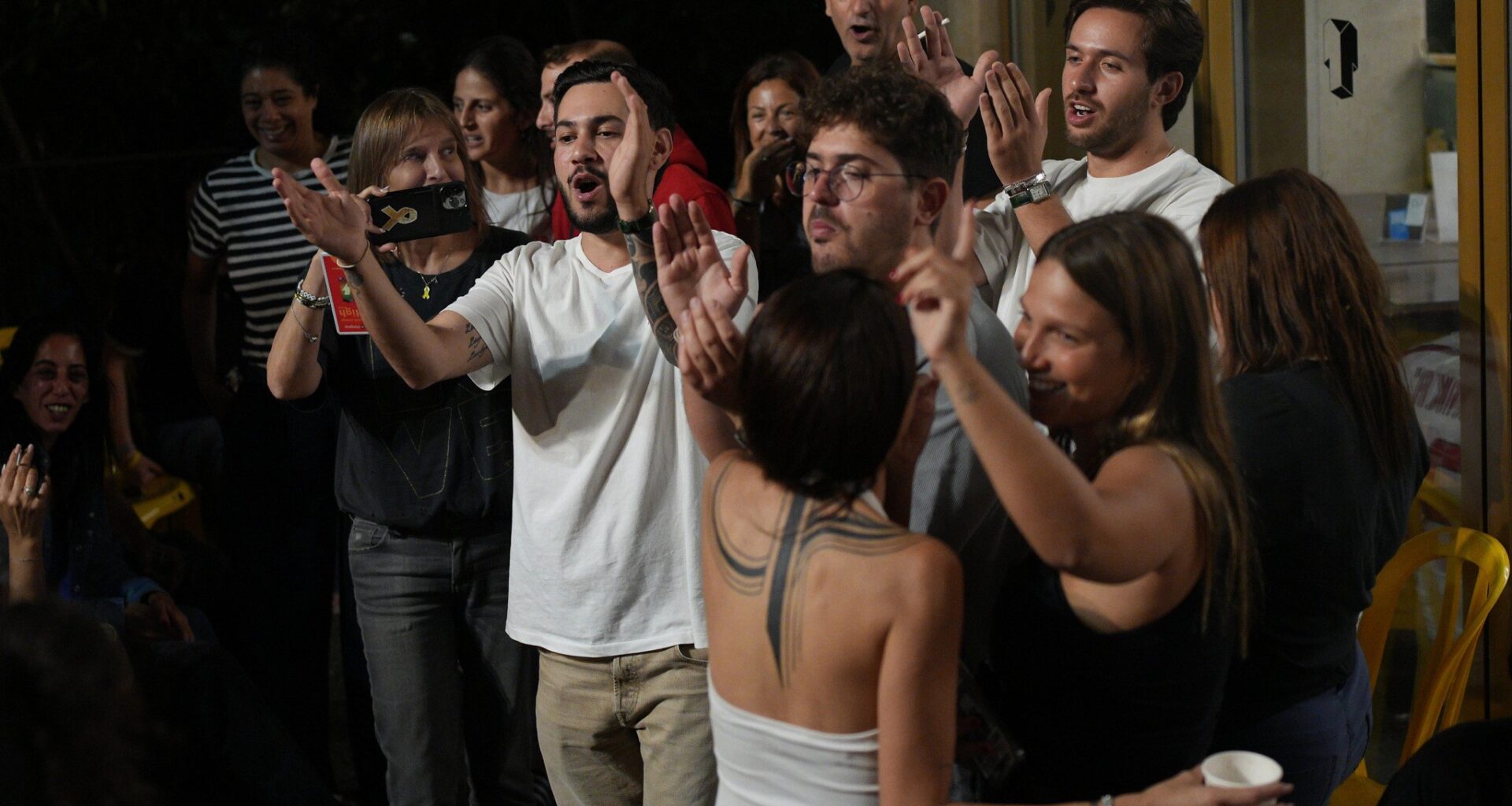 What do we know about the hostage-ceasefire deal between Israel and Hamas?