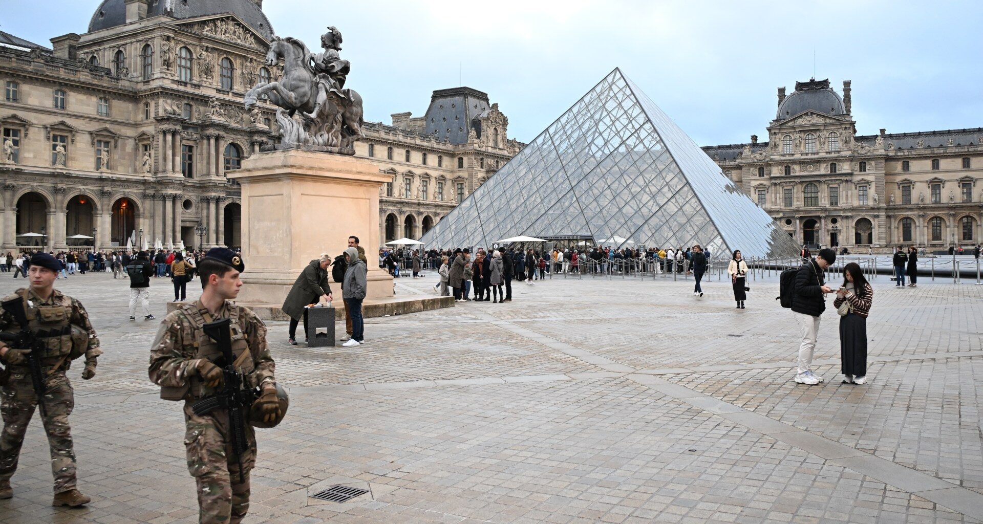 Several suspects in Louvre jewellery heist arrested by French police | Crime News