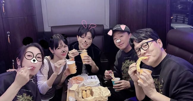 Son Ye-jin Concludes Stage Greetings Post-Childbirth Return - 조선일보