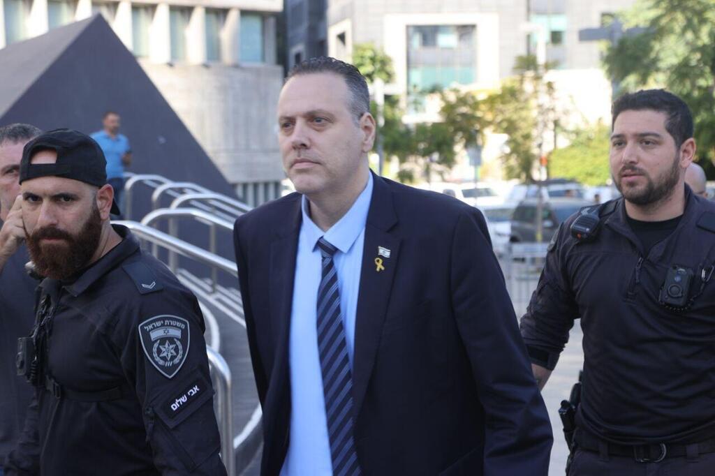 השר מיקי זוהר הגיע לתמוך בנתניהו