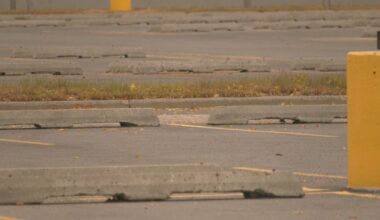 Calgary man allegedly intended to hit pedestrians at Lethbridge hockey arena: police - CTV News
