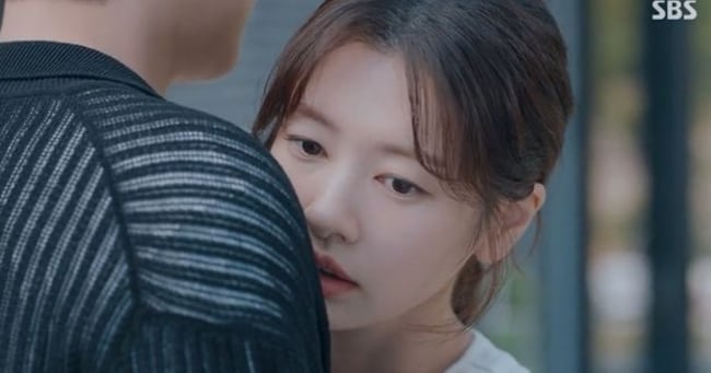 Jung So-min Ignites Romance as Fake Newlywed in 'Would You Marry Me' - 조선일보